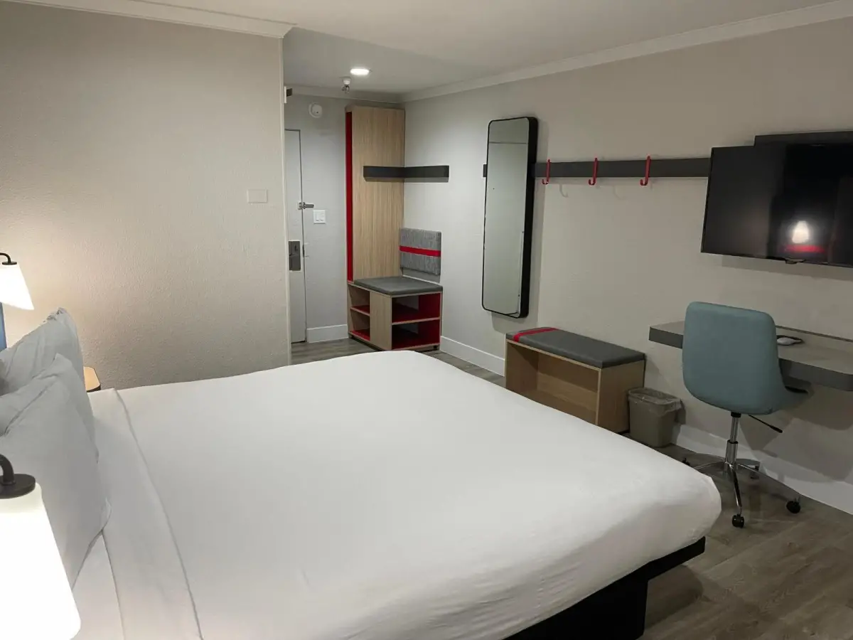 Roy Inn & Suites -Sacramento Midtown 10